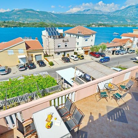Stradioti Apartments Tivat Exterior photo